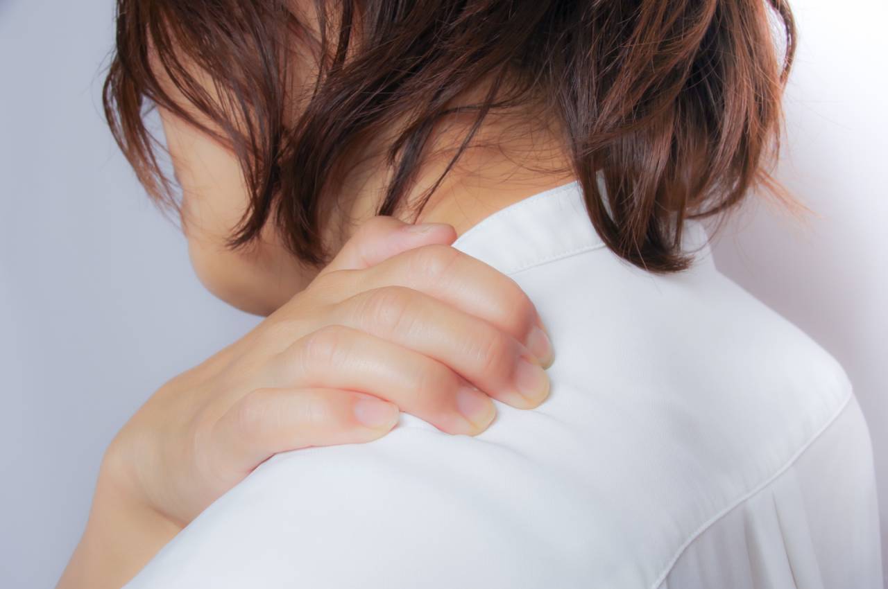 肩こりの原因物質って？｜しん整体ラボ