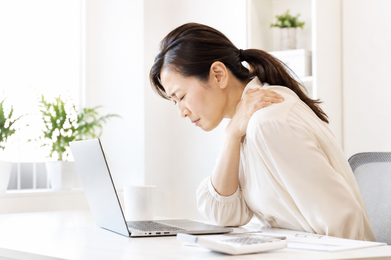 20年以上続いた慢性的な肩こり・頭痛が 和らいだ50代女性の症例
